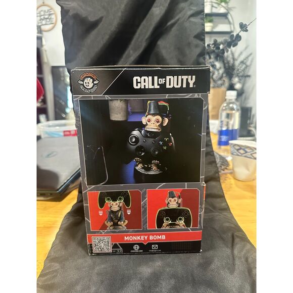Call of Duty Monkey Bomb Phone + Controller Holder - Picture 4 of 5